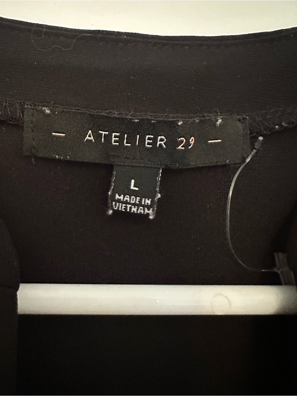 Atelier 29 Blouse Bundle - Picture 2 of 9